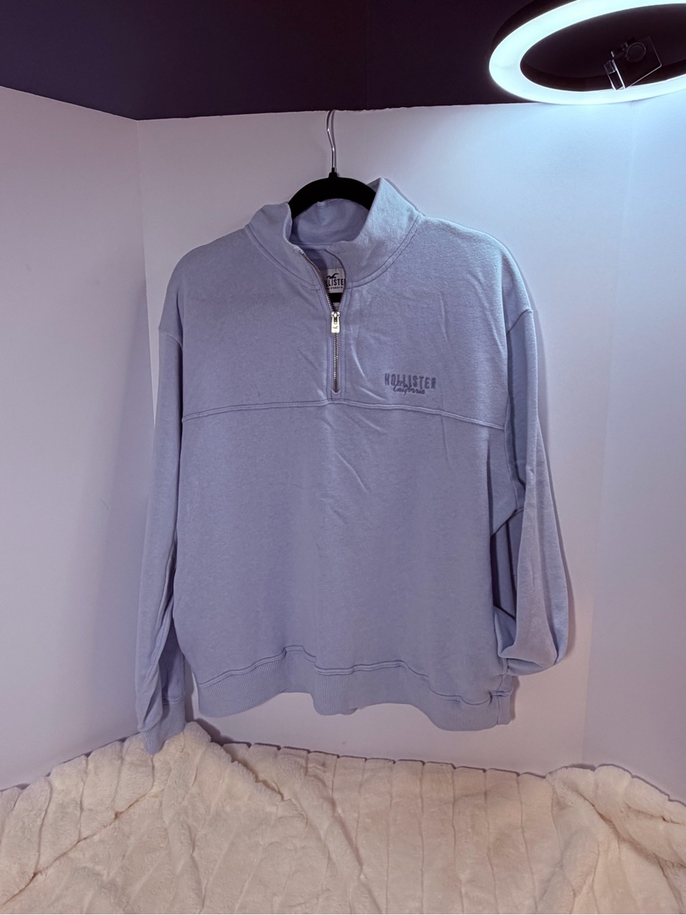 Hollister Ladies Large- Light Lavender /blue Quarter-Zip Sweater
